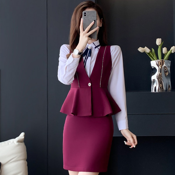 Costum elegant din două piese de damă model nou