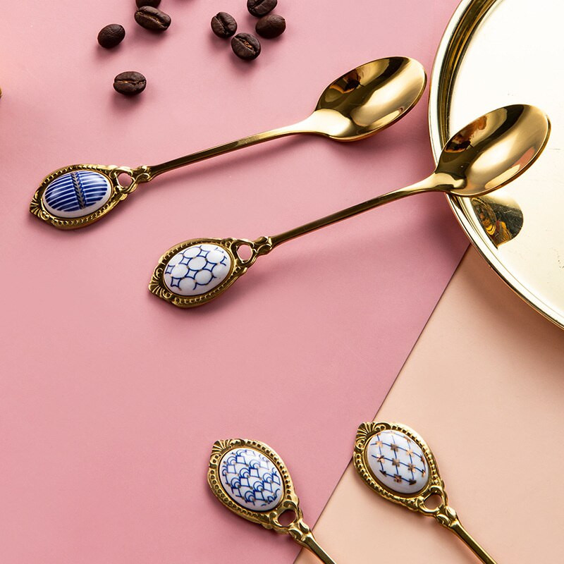 Set 4 bucăți linguri ceramice lingurițe de lux din oțel inoxidabil cu mâner din ceramică linguri de cafea vintage placate cu aur linguri de tort pentru desert