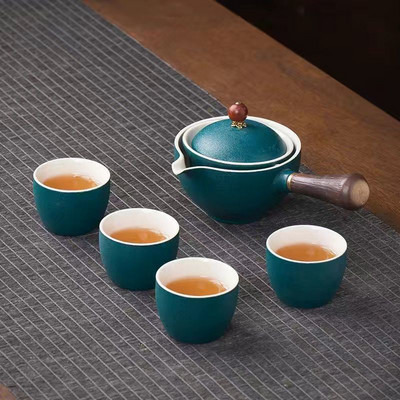 Set de ceaiuri din porțelan chinezesc Gongfu Set de ceainic portabil cu aparat de ceai cu rotație de 360 și infuzor Set de ceremonie a ceaiului Set de ceainic pungă