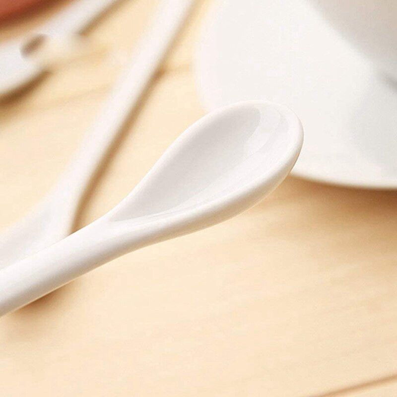 10 ks bielych porcelánových lyžičiek na vajíčka, keramických lyžičiek, lyžičky na kávu, dezertnej lyžičky a servírovacej lyžičky na moka dip.