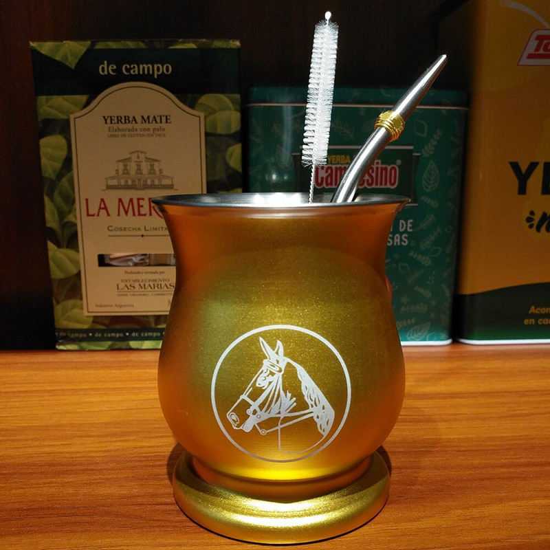 1 бр./партида Комплекти прибори за чай Yerba Mate включват чаша кратуни Неръждаема филтърна сламка Bombilla и функция за наливане Пластмасова кутия за чай Гореща разпродажба