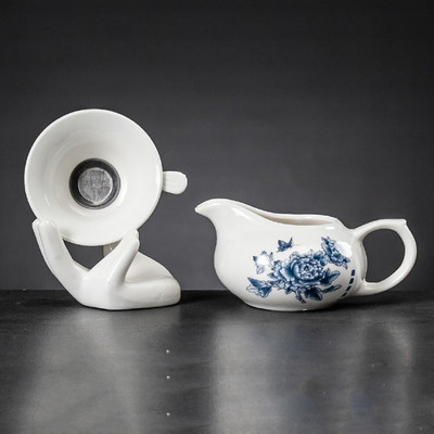 Kerámia Kung Fu teáskészlet osztott teáscsésze teaszűrő készlet oldalfogantyús sörfőzési teáscsésze finom teaszűrő alap Ru kemence teáskészlettel