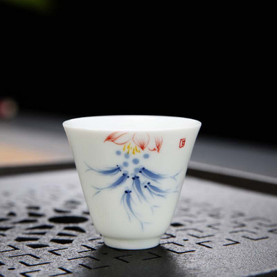 2 vnt. / partijoje Keramikos arbatos puodelis Namų biuro arbatos dubuo Rankomis dažytas porcelianinis arbatos indas Priedai Vieno puodelio Pagrindinis gėrimų indas