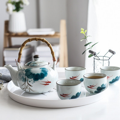 Keraamilise Goldfish teekannu teetassi komplekt Veetass Lotus Design teekeetja teenõude komplekt (4 tassi+1 teekann)
