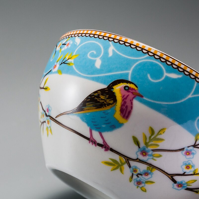 Keramikinė arbata vienam rinkiniui Fine Bone China arbatinukų arbatinuko arbatinuko sietelis su lėkštėmis paukščiais ir gėlių dizaino dovanų dėžute