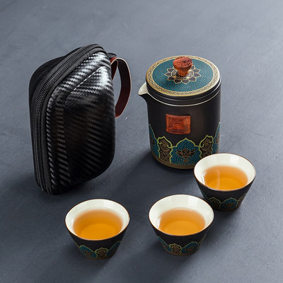 Keramická porcelánová sada čajových šálok Kung Fu, čajový riad, vonkajšie cestovné čajové vrecko, proti obareniu, jedna kanvica, tri šálky čaju s filtrom, darček