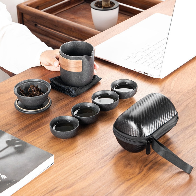 Keramická porcelánová čajová súprava Kung Fu, čajová kanvica a sada šálok, cestovná čajová súprava, prenosná, jedna kanvica a štyri šálky, kreatívny darček