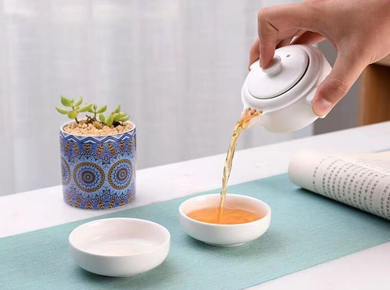 Set za putni čaj od bijelog porculana visoke kvalitete 1 čajnik 2 šalice za čaj Vanjske šalice za posuđe za čaj Puer šalice za čaj i set tanjurića Set šalica za kavu