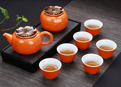 Kreatívny čajový riad Persimmon Model Kung Fu keramická čajová súprava obsahuje 6 šálok a 1 kanvicu, porcelán s červenou glazúrou, vynikajúci čajový riad v šálke.