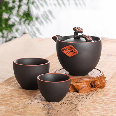 Yixing Purple Smėlio arbatos rinkinys Juoda/raudona Zisha Japoniškos arbatos puodelių rinkinys Nešiojamas kelioninis arbatos puodelis 1 puodas 2 puodeliai Gaiwan arbatinukas