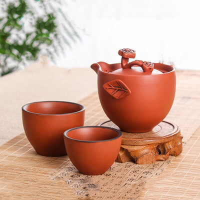 Yixing Purple Smėlio arbatos rinkinys Juoda/raudona Zisha Japoniškos arbatos puodelių rinkinys Nešiojamas kelioninis arbatos puodelis 1 puodas 2 puodeliai Gaiwan arbatinukas