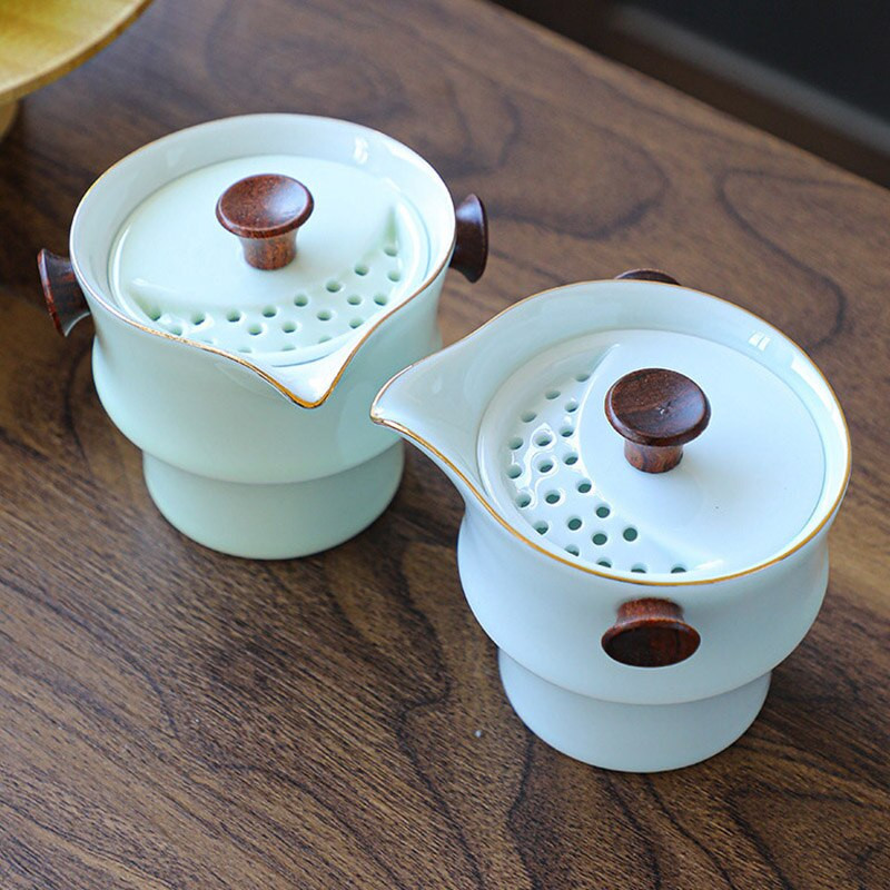 Edények kerámia teáskannák 3 teáscsészével Porcelán Gaiwan Kung Fu teaset Hordozható teáskészlet Utazási bambusz teáskészlet Italkészlet Ajándékok