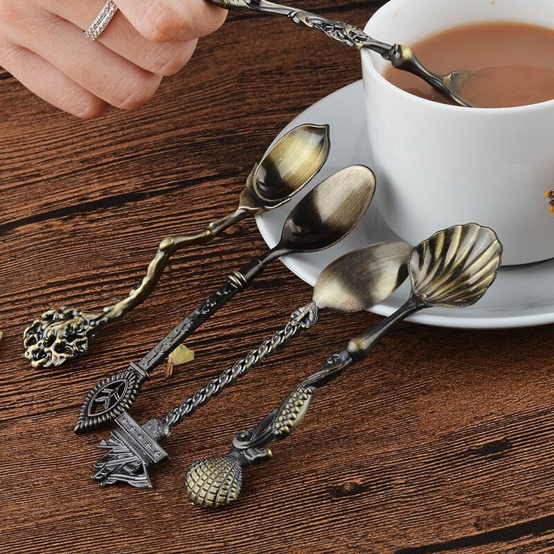 Винтидж деликатна лъжица за кафе Луксозна аристократична европейска малка лъжица Сладки креативни лъжички за подправки за десертна торта