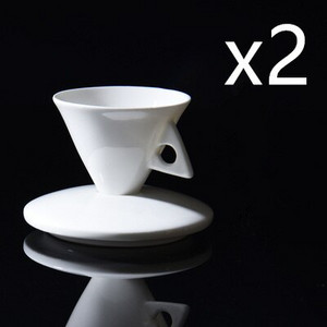 INS Light Luxury Bone China kūgio tipo ESPRESSO SHOT puodelis Keraminės piramidės mažas juodas kavos puodelis ir lėkštės rinkiniai Demitasse arbatos puodelis