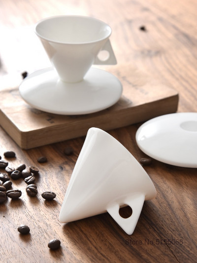INS Light Luxury Bone China Con de tip ESPRESSO SHOT Cupă din ceramică Piramidă Căni mici de cafea și farfurii Seturi Demitasse Ceai de ceai