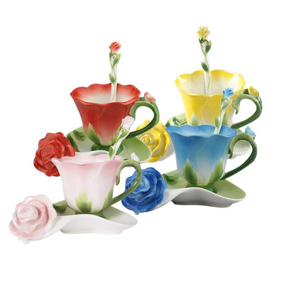 Най-добрата 3D форма на роза Цвете Емайл Керамика Кафе Чаша Чаша и чинийка Лъжица Висококачествен порцеланова чаша Творчески дизайн на подарък за Свети Валентин