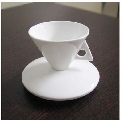 Love керамична двойка чаша чаша за кафе комплект чинийки във формата на сърце следобеден чай еспресо чаша за кафе чинийка комплект чаши за чай шафран