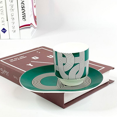 Комплект сервизи Creative Rainbow Runway Комплект чинии от костен порцелан и чаши за кафе Следобеден висок клас Подарък за дома