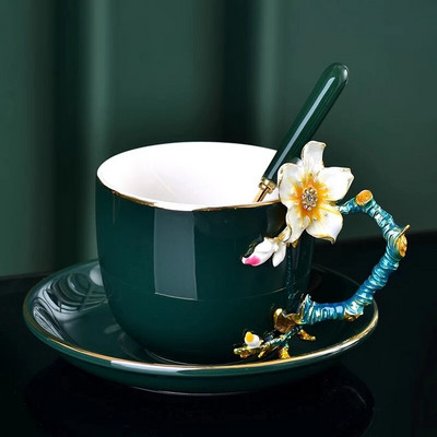 Керамика в европейски стил, ръчно изработена емайлирана 3D чаша за кафе с цветя и чинийка Комплект следобедна чаша за чай порцеланова чаша за мляко