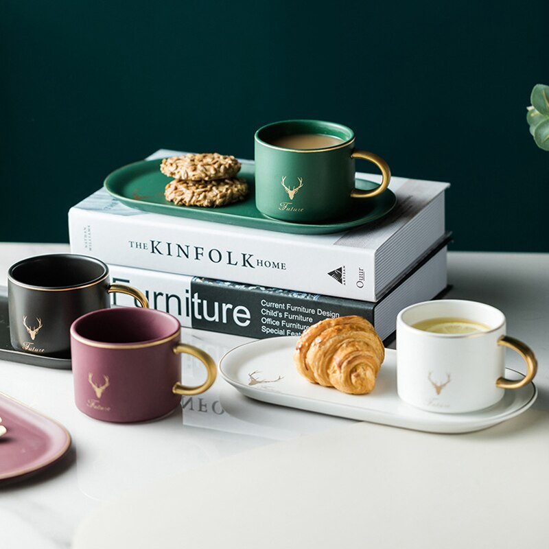 Ceașă din ceramică europeană, cești de cafea cu margine aurie, căni și farfurii Seturi de linguri cu cutie cadou, ceai, lapte de soia, căni pentru mic dejun, farfurie pentru desert