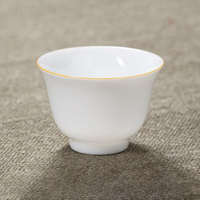 2 ks/sada Dehua Keramika Čajové šálky Domáca tenká pneumatika Čajová miska Čínsky biely porcelán Čajový riad Príslušenstvo Jednotlivé šálky Nádoby na nápoje