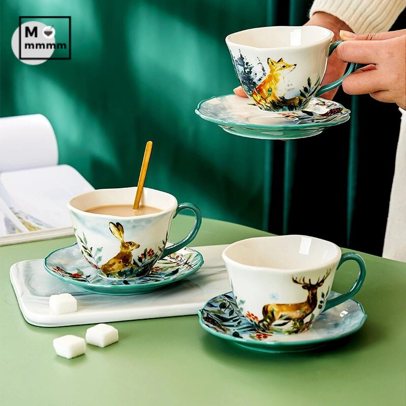 Metsaloomade kruusid Kohvitasside komplekt magustoidutaldrikuga Bts Cup Keraamiline kruus koos alustassidega Originaal hommikusöögitopsid Espresso tassid