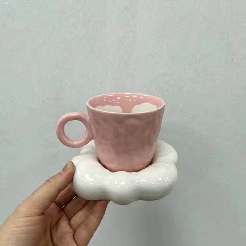 Kreatív, kézzel festett kerámia kávéscsésze és csészealj szett Aranyos kék ég és fehér felhős bögrék Kézzel készített egyszerű reggelizőcsészék