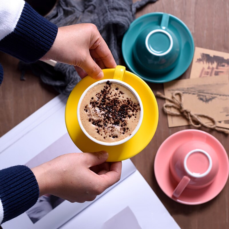 150 ml Creative keraamiline kohvitassi alustassi komplekt Lihtne Euroopa stiilis cappuccino Latte Art espressokuusid Pärastlõunane teetass CuteCup