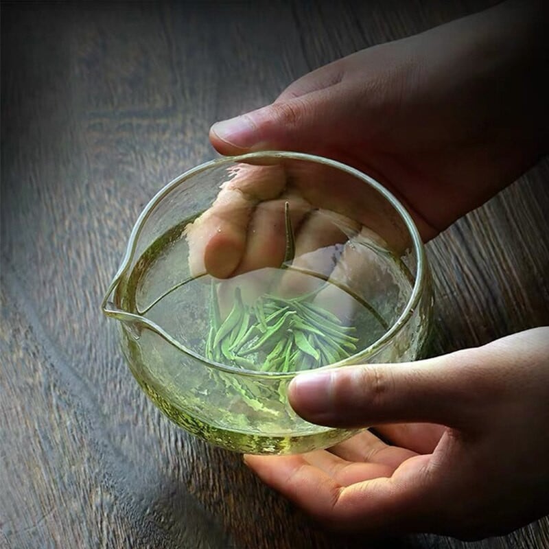 Sklenená miska na matchu s textúrovaným výlevným hrdlom - ručne vyrobený japonský štýl, ceremoniálny chawan zo zeleného čaju, 400 ml, 13,5 oz, veľký priehľadný pohár