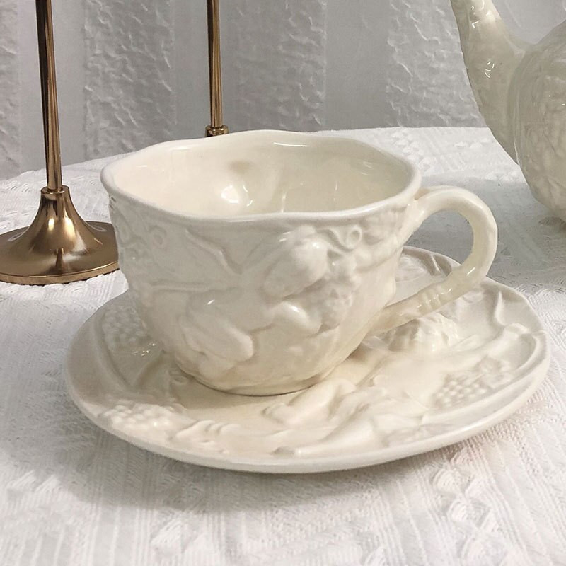 Angel Relief Retro Keramická kanvica na čaj Čajová súprava Popoludňajší čaj Kávový šálka Tanier Európsky palácový štýl Miska Kanvica Súprava pre domácnosť
