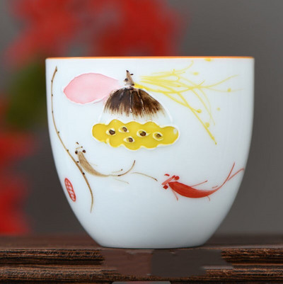 4 kom/lot Kineska keramička šalica za čaj Ručno oslikana šalica s lotosom Mala zdjelica za čaj Ručno izrađeni porculanski set za čaj Pribor Master Drinkware