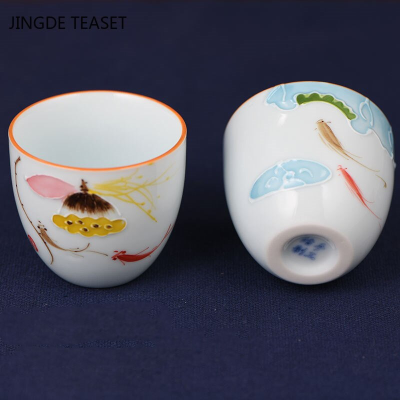 4 kom/lot Kineska keramička šalica za čaj Ručno oslikana šalica s lotosom Mala zdjelica za čaj Ručno izrađeni porculanski set za čaj Pribor Master Drinkware