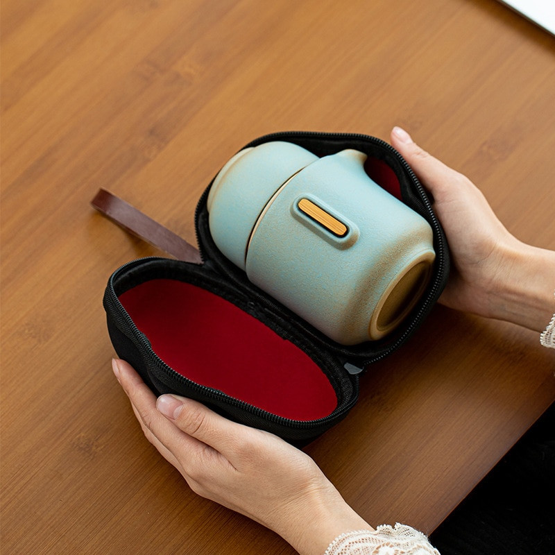 Kineski putni kung fu set za čaj Keramički prijenosni čajnik Porculanski čajnik Gaiwan šalice čaja Čajna ceremonija Lončić s putnom torbom