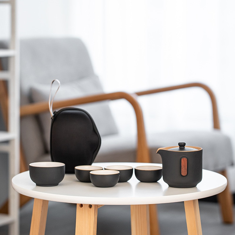 Kineski putni kung fu set za čaj Keramički prijenosni čajnik Porculanski čajnik Gaiwan šalice čaja Čajna ceremonija Lončić s putnom torbom