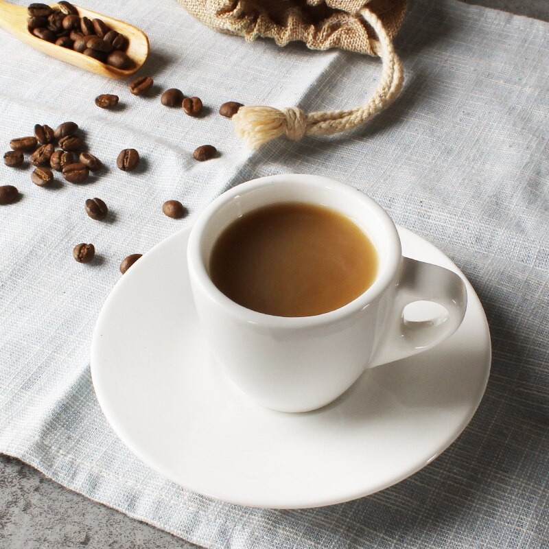 Nordic Style Simplicity Masívna biela keramická sada kávových šálkov Latte, malá miska, lacná 60ml talianska hrnček na espresso s podšálkami, veľkoobchodná sada
