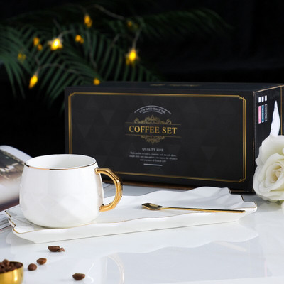 Hiina keraamilised tassid kohvikruusid jook kruuside jaoks Teetass ja alustass Creative Coffe Cups Kohvitassikomplekt Hommikusöögitassi teekomplekt