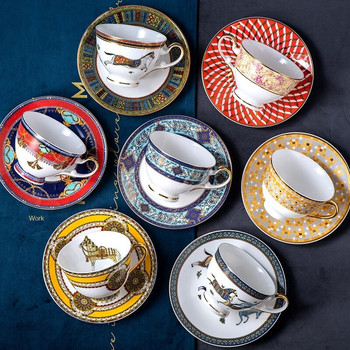 Κύπελλο καφέ Royal Bone China Travel Art Ζωγραφική Κεραμικά δημιουργικά φλιτζάνια Σετ κουταλιού Δώρο Ευρωπαϊκό πολυτελές Tazas Διακόσμηση κουζίνας