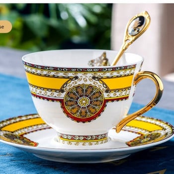 Κύπελλο καφέ Royal Bone China Travel Art Ζωγραφική Κεραμικά δημιουργικά φλιτζάνια Σετ κουταλιού Δώρο Ευρωπαϊκό πολυτελές Tazas Διακόσμηση κουζίνας