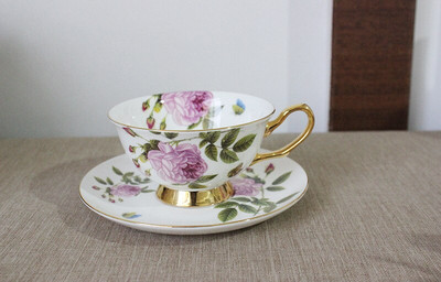 Porculanska porculanska šalica za kavu i tanjurić Luksuzna starinska keramika Servisi za čaj Moderne šalice Posuđe za kafić Tazas Para Posuđe za piće