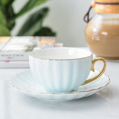 XINCHEN Pink Aranyos kreatív porcelán csésze és csészealj Kerámia Egyszerű teáskészletek Modern design Kávéscsészék Tazas Para Cafe
