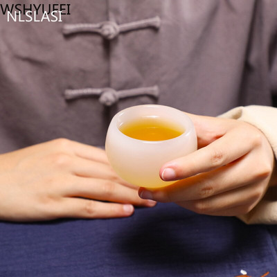 NLSLASI 2 DB Új, kiváló minőségű fehér porcelán cumis jáde teáscsésze Kínai kerámia mester teáscsésze személyi egypohár italos edény
