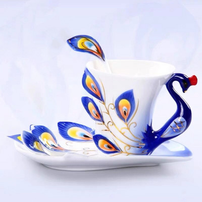 Európai stílusú kerámia kávéscsésze Creative Bone China 3D zománcozott porcelán teáscsésze csészealjjal és kanálkészlettel