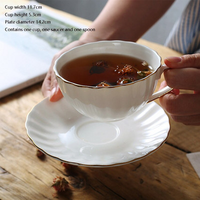 Kerámia kávés bögrék Bone China csésze csészealj csészealj Nordic Royal Egyszerű utazási csésze Konyha Ajándék Kávézó Italkészlet Lakásdekoráció