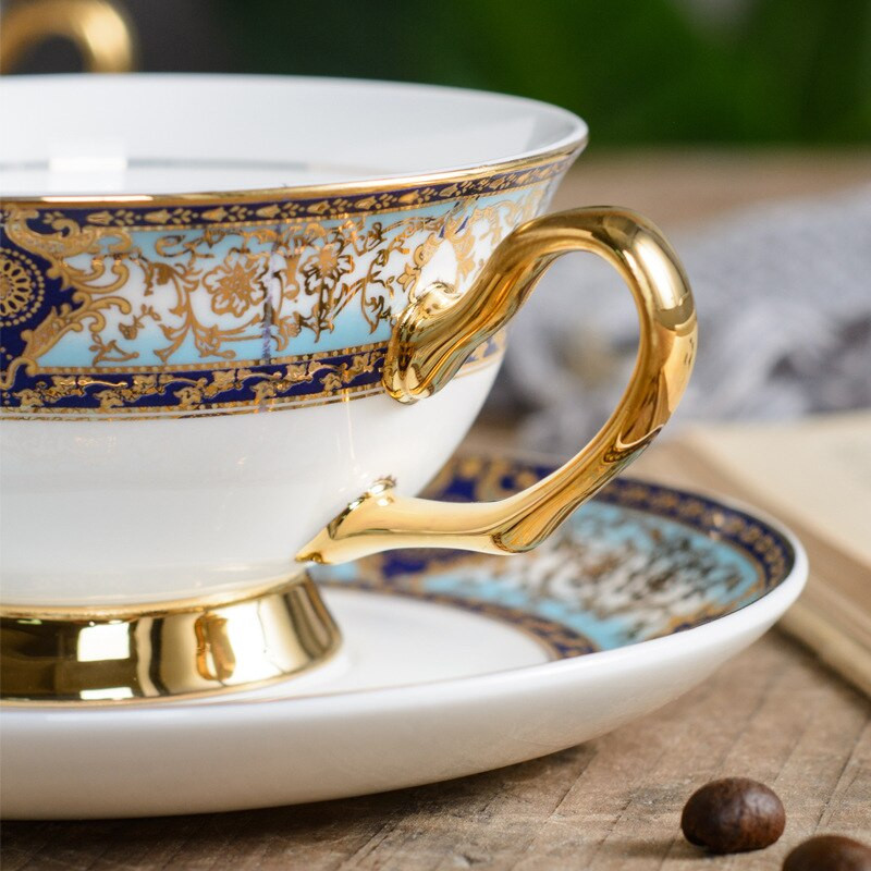 Kerámia kávés bögrék Bone China csésze csészealj csészealj Nordic Royal Egyszerű utazási csésze Konyha Ajándék Kávézó Italkészlet Lakásdekoráció