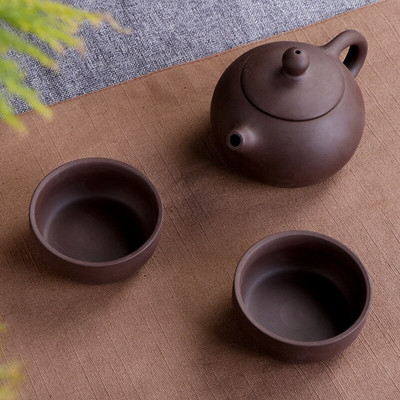 Kaasaskantava ettevõtte ärikingitused õues reisimiseks mõeldud teekomplekt Üks lilla savipott, kaks tassi