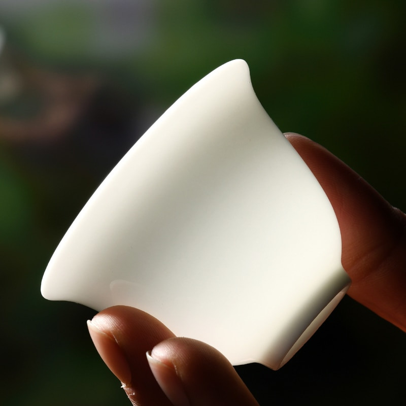 3 vnt./pak. Didelis keraminis puodelis gryno balto porceliano bambuko kepurės puodelis Rankų darbo Kungfu arbatos rinkinys Mažas arbatos puodelis arbatos priedai