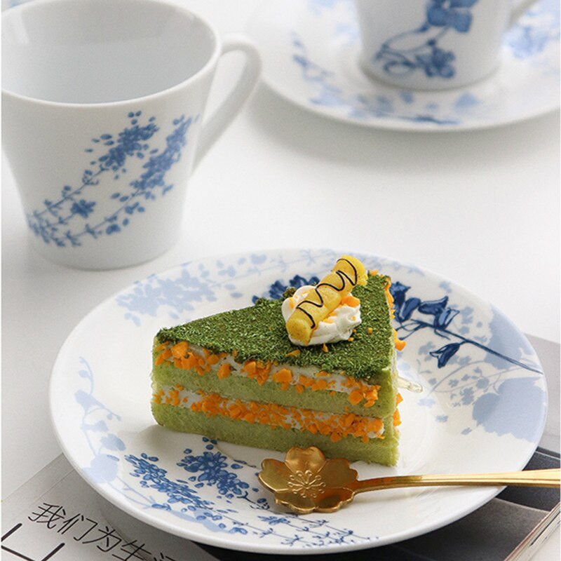Francia virág, kék-fehér kávés csészealj készletek Porcelán délutáni teáscsészék otthoni irodai konyhához Kávé tea kellékek