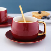 Keraminiai kavos / arbatos puodeliai ir puodeliai Kelioninis kavos puodelio lėkštės rinkinys Porcelianinis arbatos puodelis su gėrimu