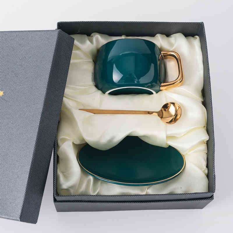 Keraminiai kavos / arbatos puodeliai ir puodeliai Kelioninis kavos puodelio lėkštės rinkinys Porcelianinis arbatos puodelis su gėrimu