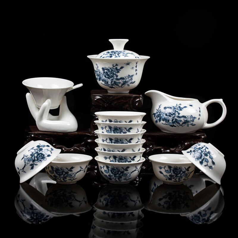 Bone China kerámia kung fu teáskészlet ajándék könnyítő sárkány porcelán 14db tearuha Gaiwan teáscsészékkel W $